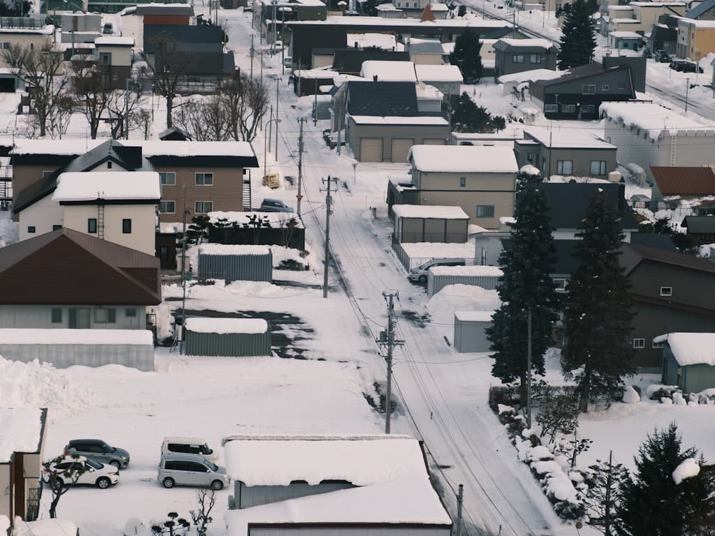 Persiapan Menghadapi Tifon, Salju, dan Cuaca Ekstrem di Jepang